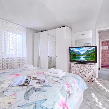 Evita - Vintage House With Pool In Pohorje - Happy Lovrenc na Pohorju
